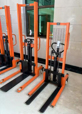1.5T High Quality C-STEEL Manual hydraulic Stacker Hand Pallet Stacker 1.6m Fork Lift